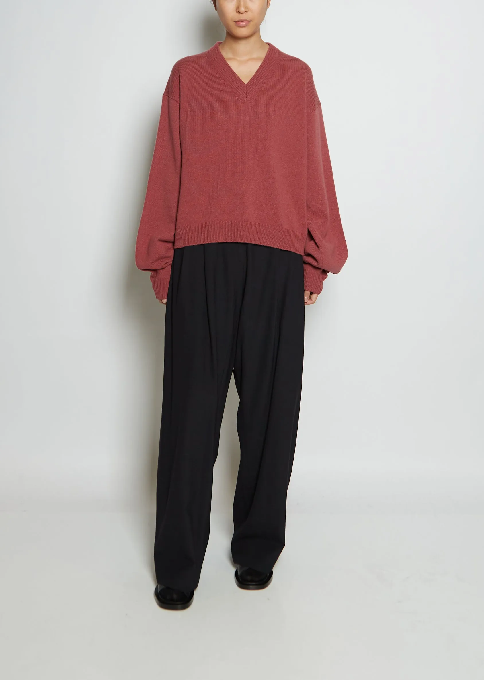 Ghia Lambswool Rounded V-Neck